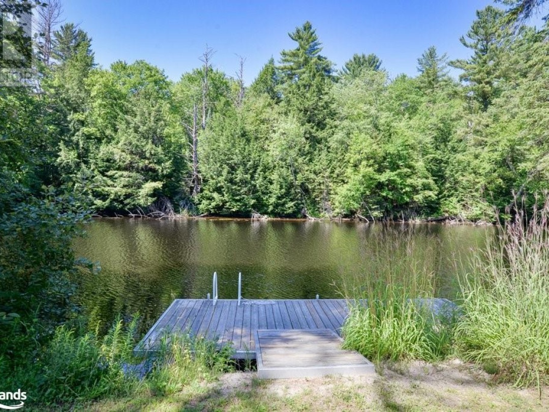 1106 Springdale Shores, Muskoka River