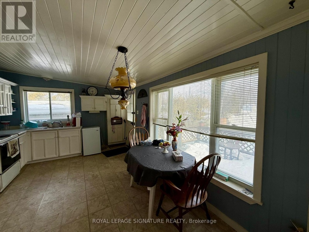 2644 LAKESHORE DRIVE, Lake Simcoe