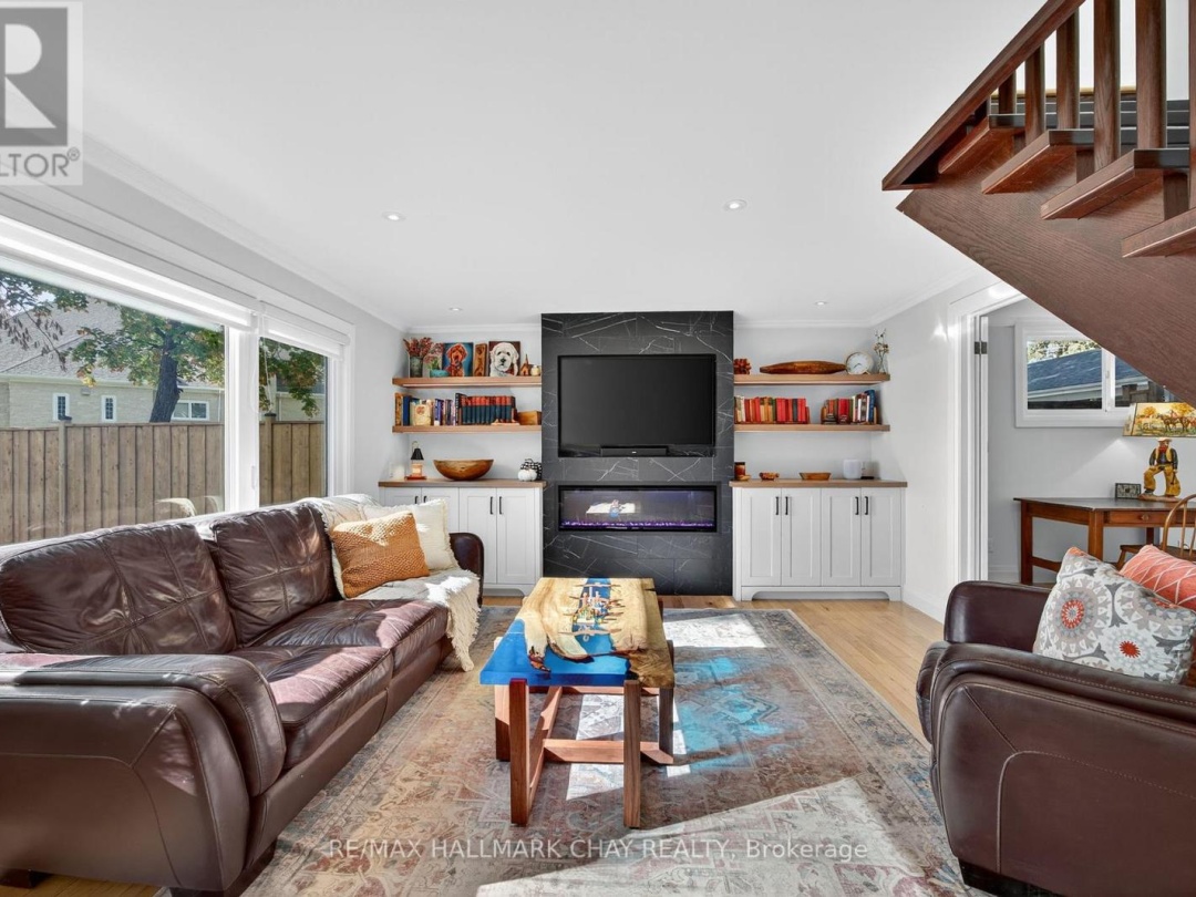 668 BROADVIEW AVENUE, 