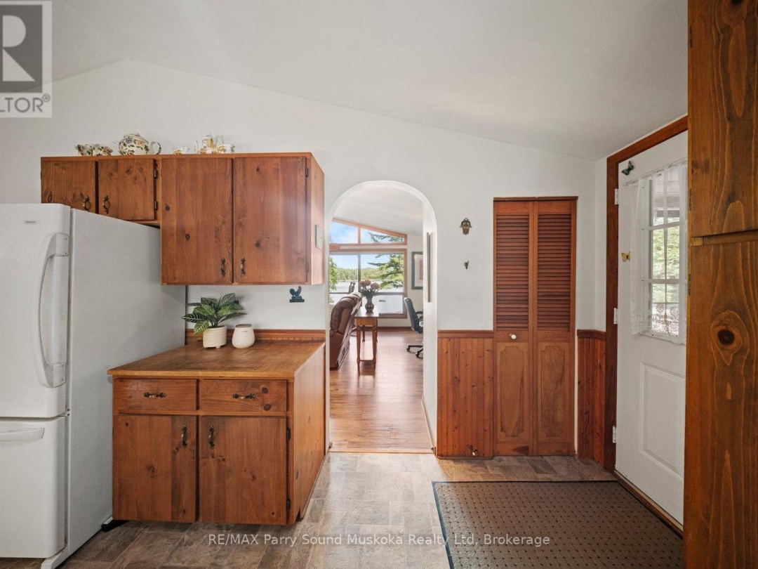 23 BROWN'S LAKE ROAD, 