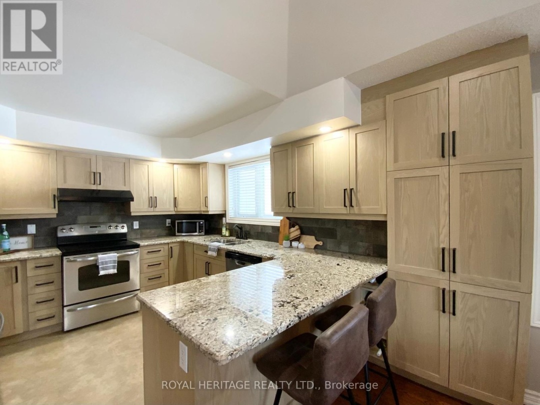 205 PIRATES GLEN DRIVE, Pigeon Lake