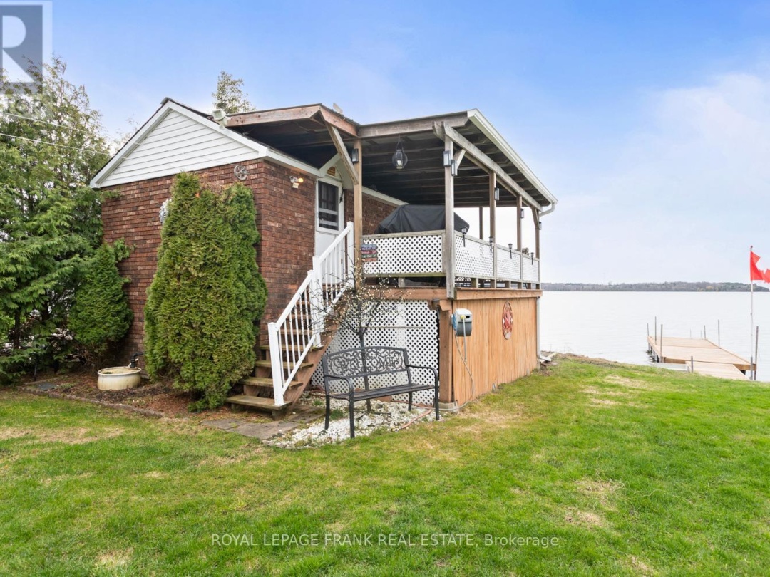 106 STARR BOULEVARD, Lake Scugog