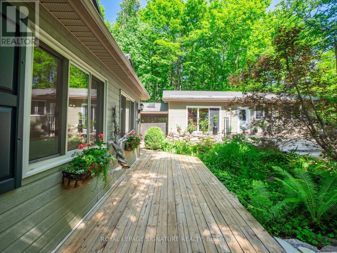 22 IROQUOIS RIDGE, 