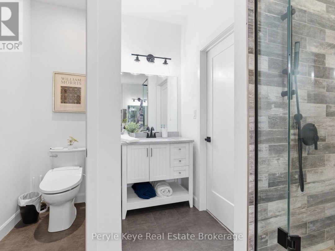 1056 XAVIER STREET, Gravenhurst (Morrison)
