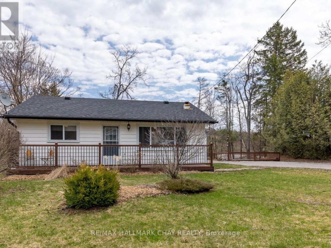 6 DICKSON STREET, Kawartha Lakes (Kinmount)