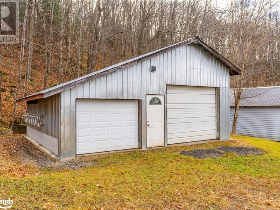 2592 Haliburton Lake Road, Haliburton