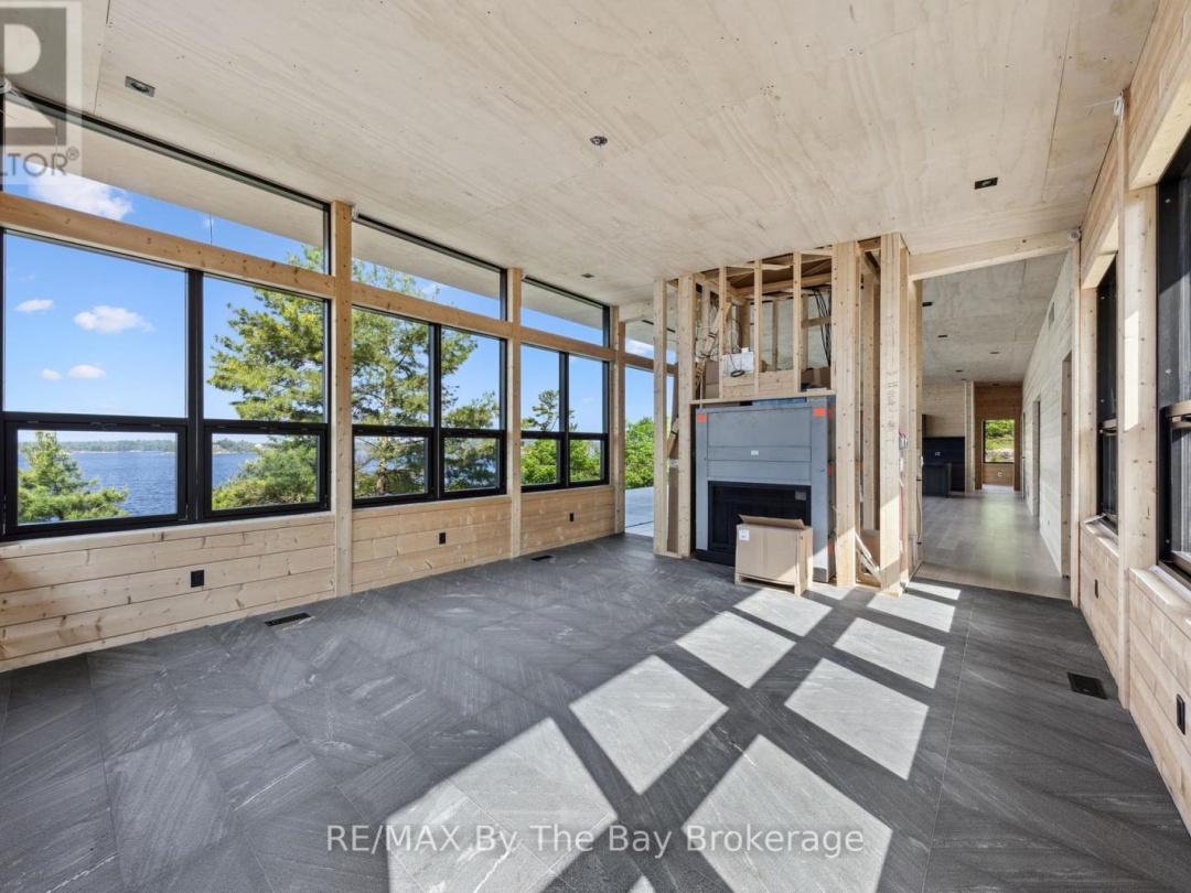 11324 ISLAND 1810/BONE ISLAND, Georgian Bay