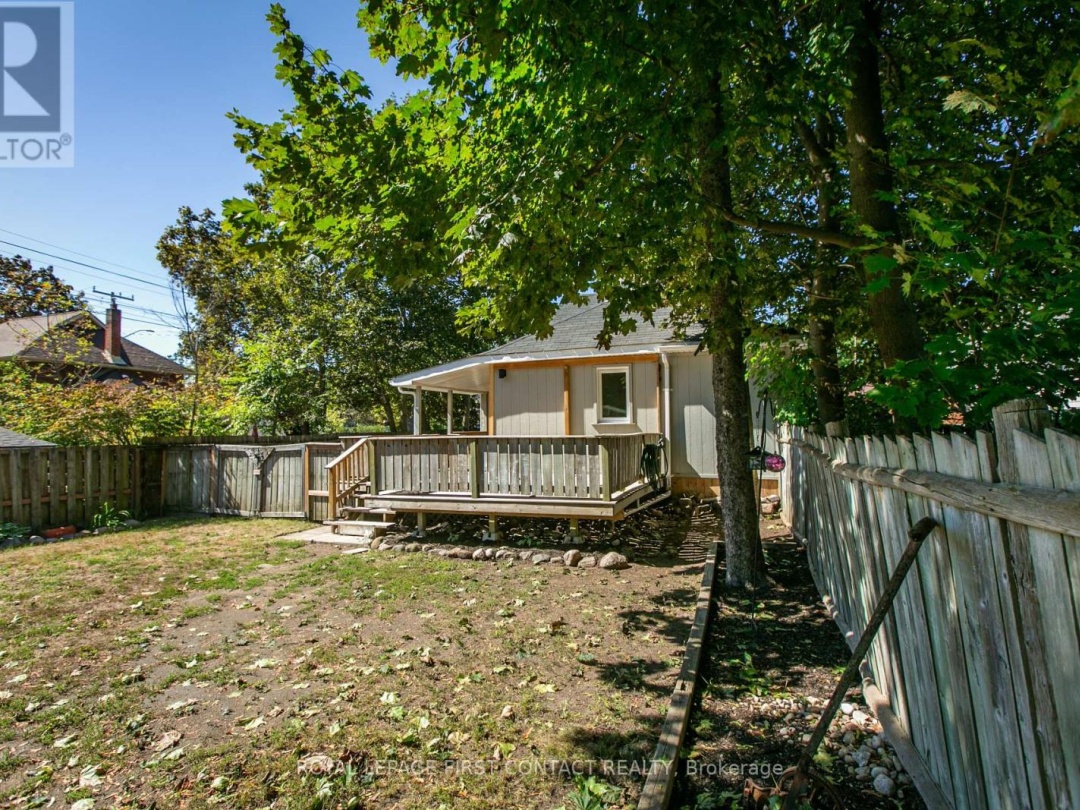 330 LACLIE STREET, 