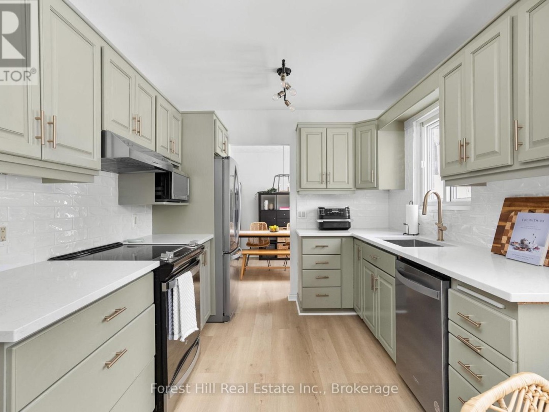 1 MAPLECREST COURT, Huntsville (Chaffey)