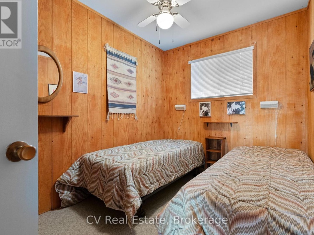 1067 OSBORNE PT ROAD, Lake of Bays
