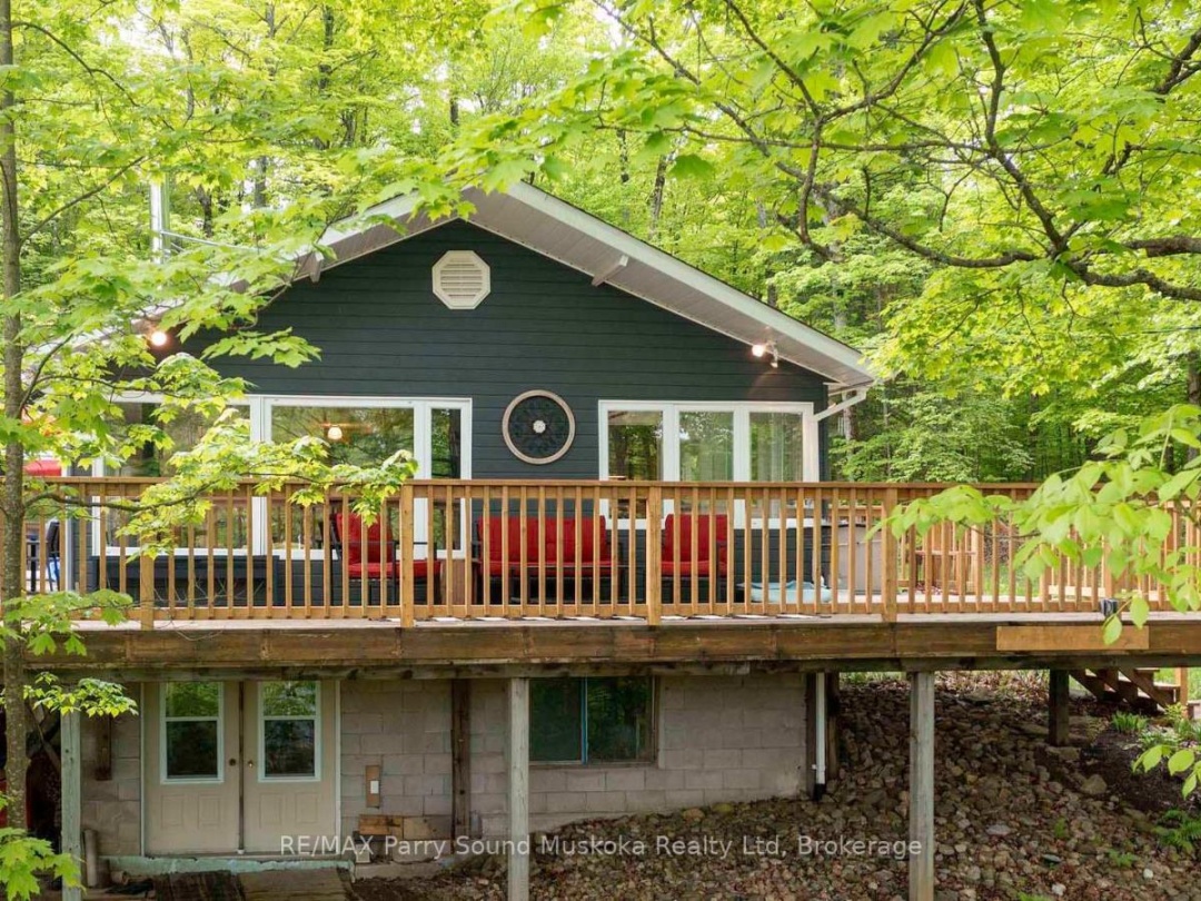 131 DOWNES ROAD, Horseshoe Lake