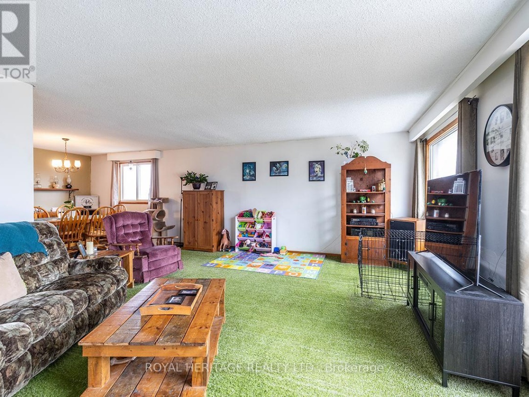 940 PORTAGE ROAD, 