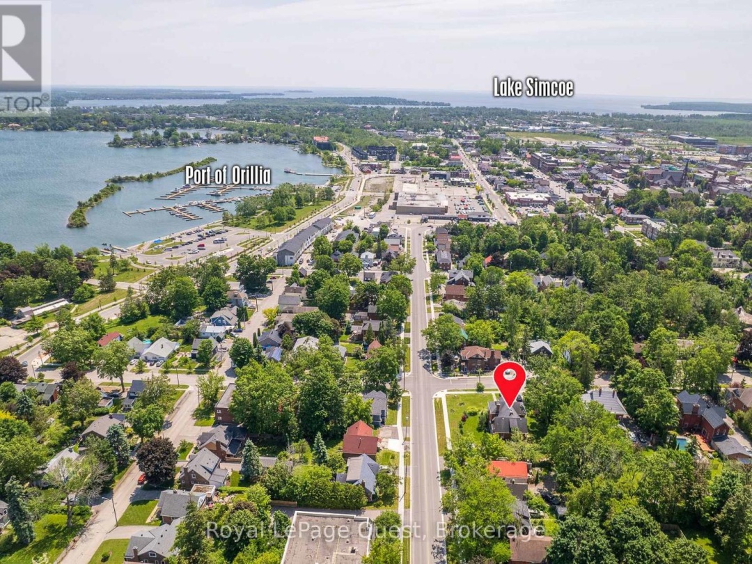 120 BRANT STREET E, 