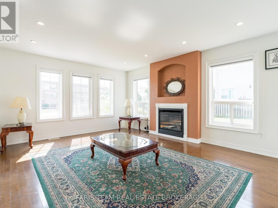 2 VANESSA DRIVE, Orillia