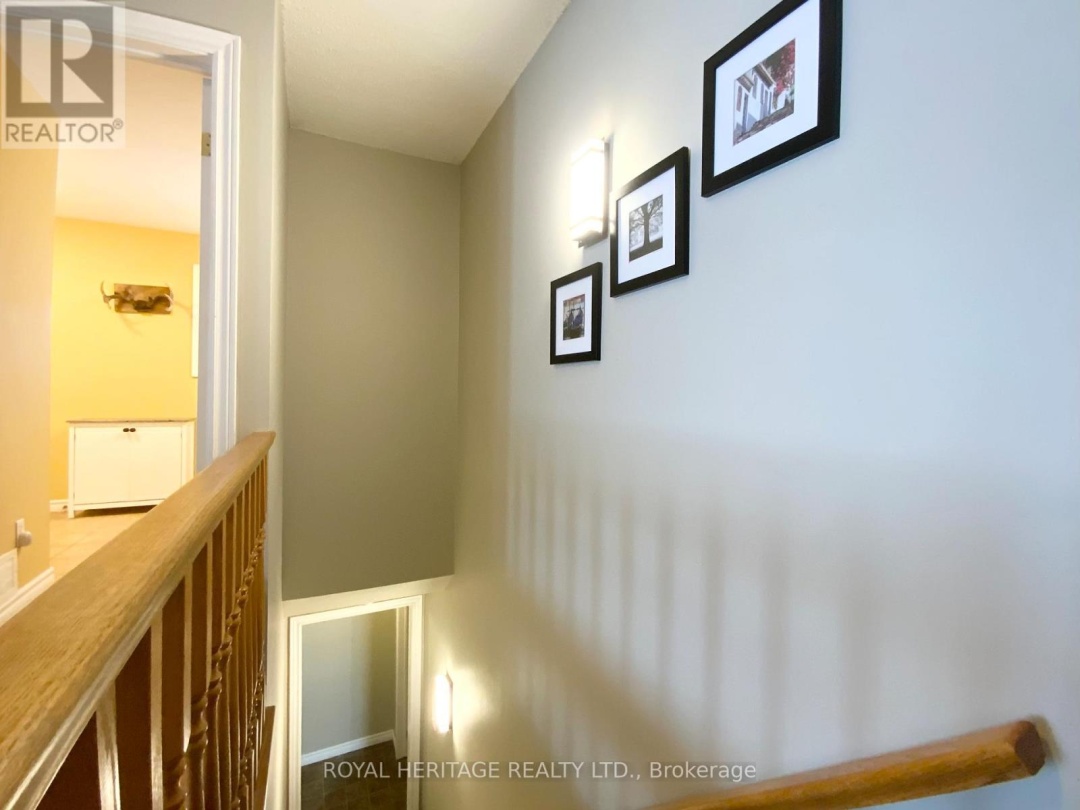 205 PIRATES GLEN DRIVE, Pigeon Lake