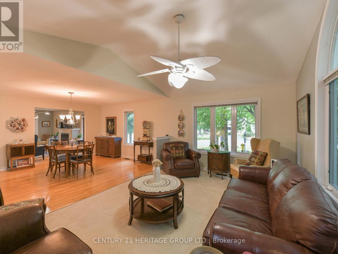 130 HEDGEWOOD LANE, Gravenhurst (Muskoka (S))