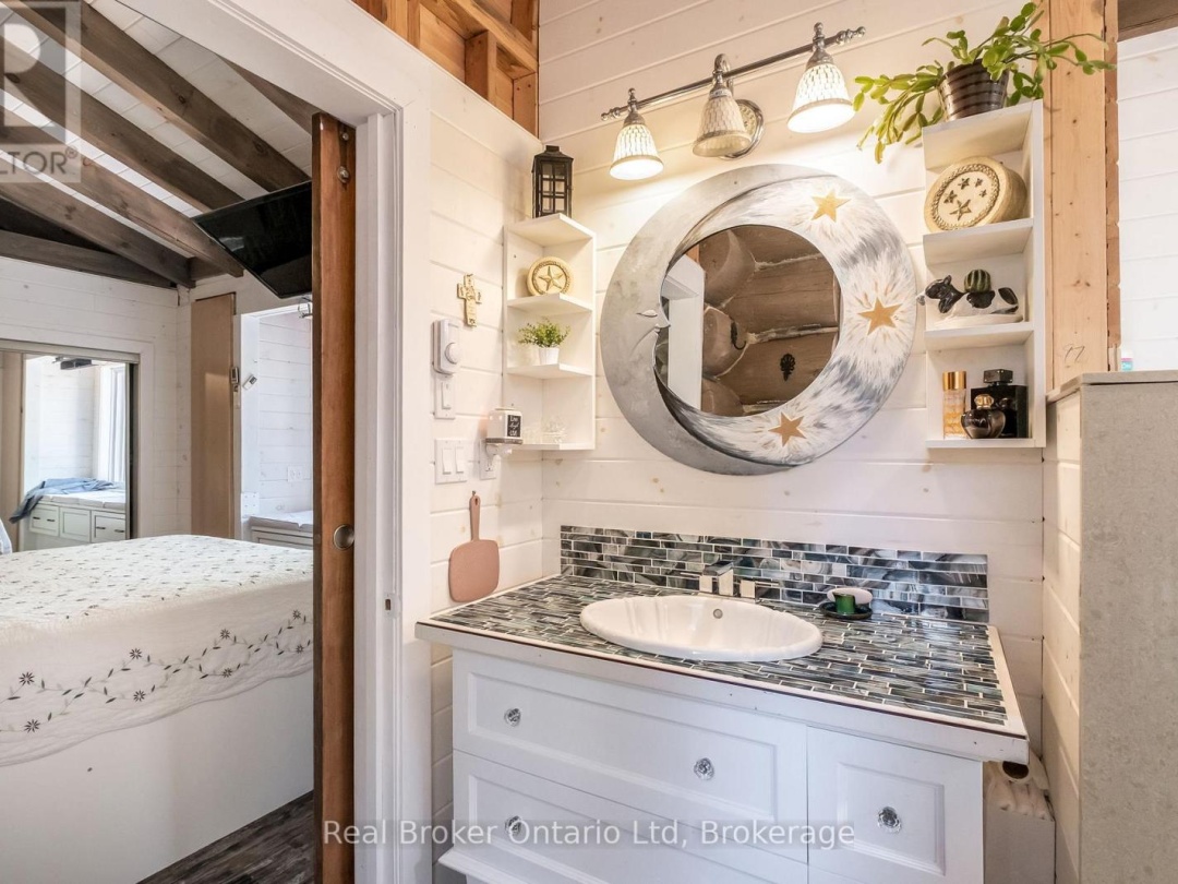 68 TALBOT DRIVE, Trent Severn Canal
