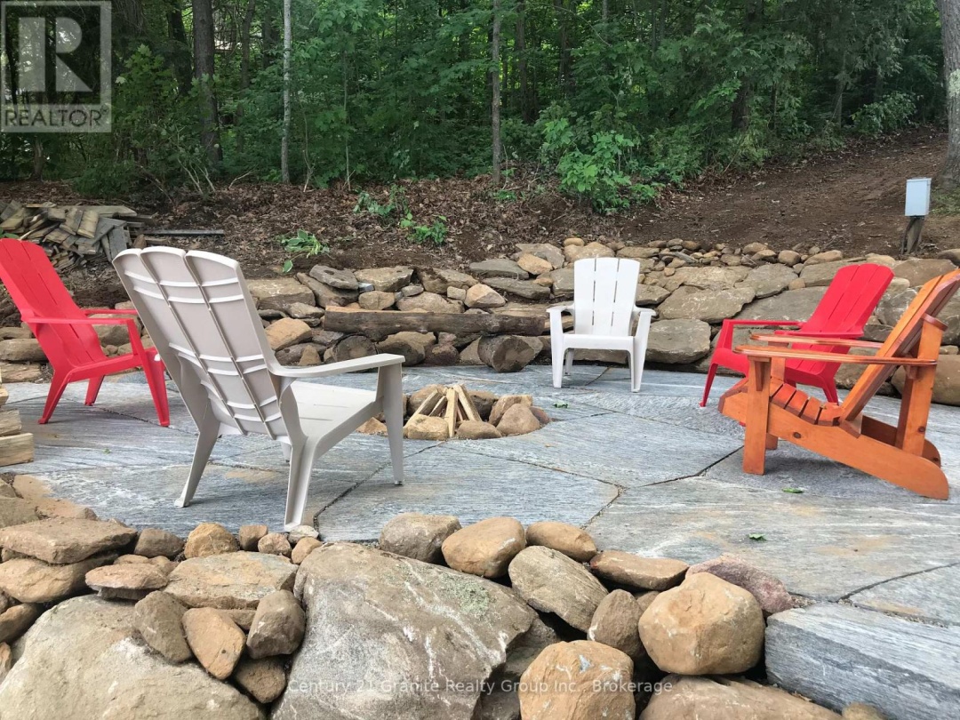 1035 HARVEST MOON LANE, Halls Lake