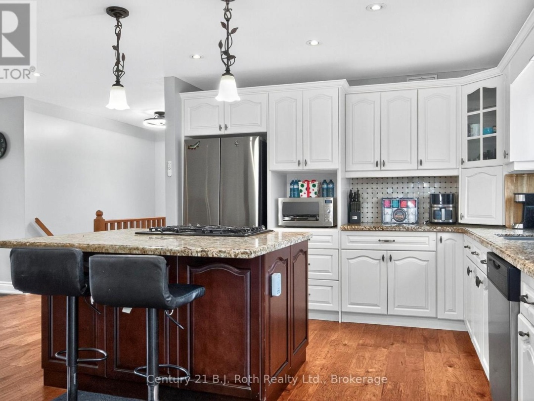 161 FOREST HARBOUR PARKWAY, Tay