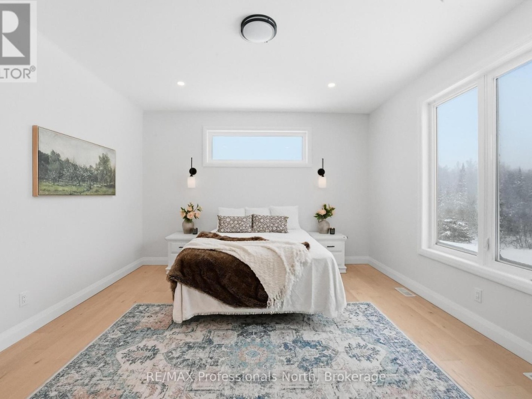 1058 PIPER GLEN ROAD, Minden Hills (Snowdon)