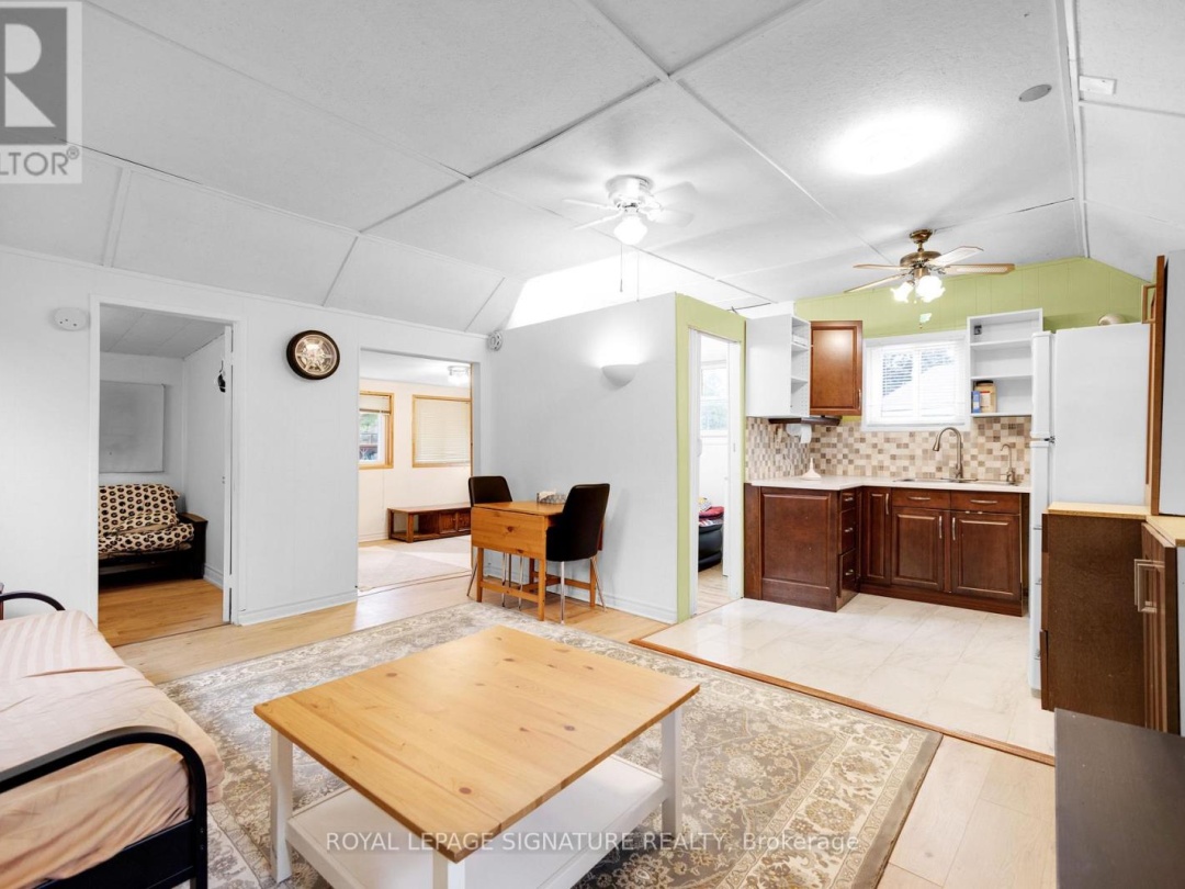 25 PLAYFAIR DRIVE, Sturgeon River