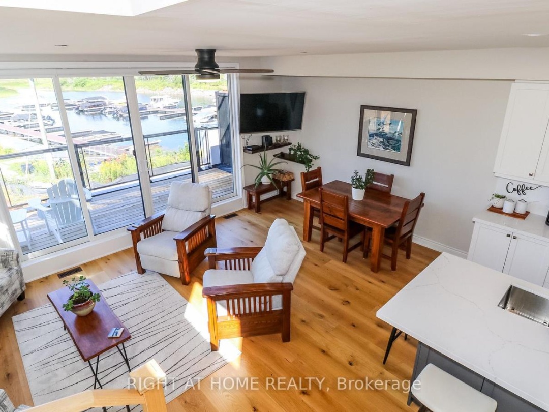 100 MARINA VILLAGE DRIVE, Georgian Bay