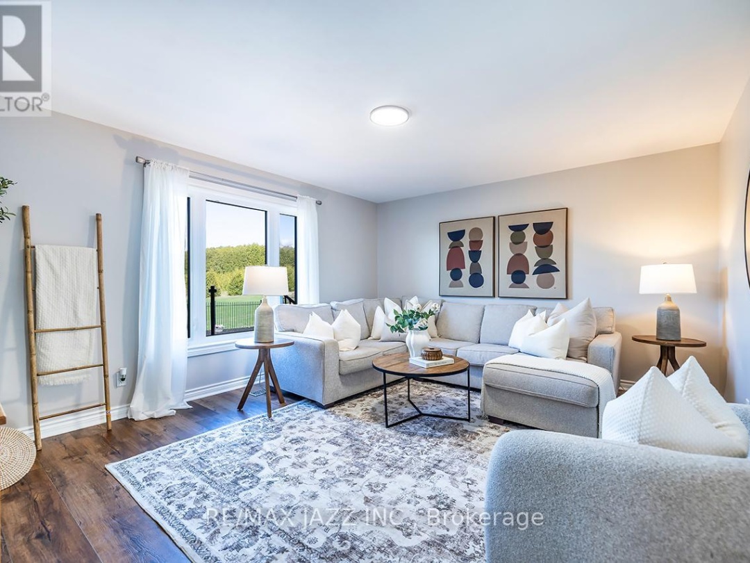 3 ROYAL OAK ROAD, Kawartha Lakes (Mariposa)