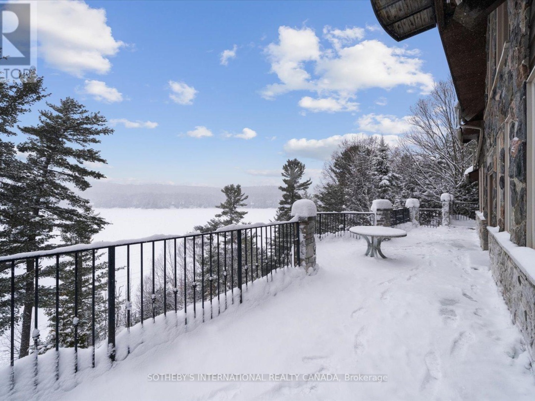 1307 WATTS ROAD, Little Kennisis Lake