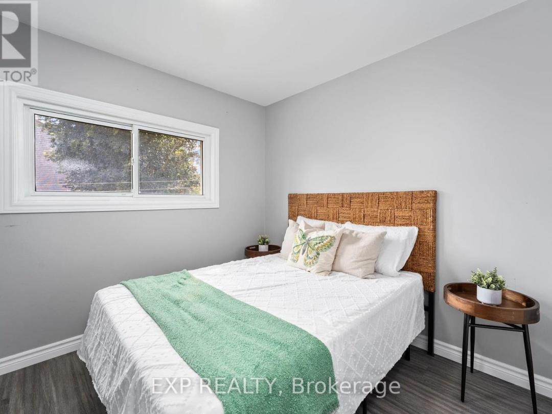 143 WESTMOUNT DRIVE N, 
