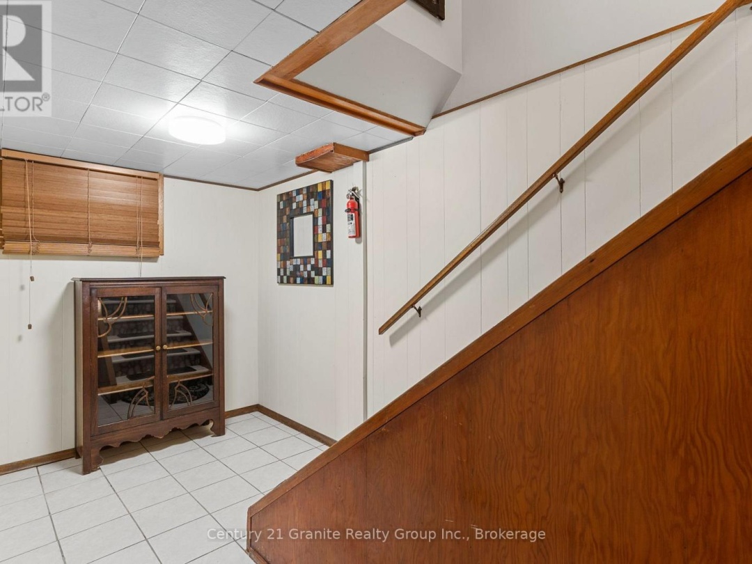 1523 COUNTY ROAD 21 ROAD, Minden Hills (Minden)