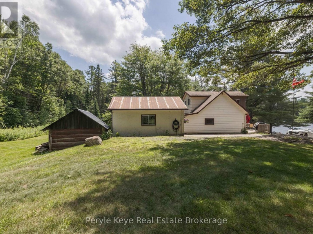 1025 & 1027 BIG ISLAND ROAD, 