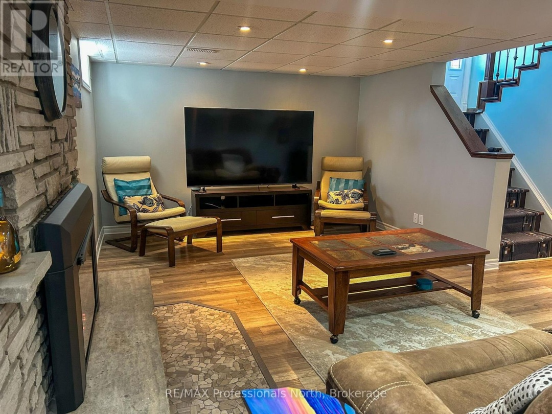 111 ANDERSON DRIVE, Kawartha Lakes (Fenelon)