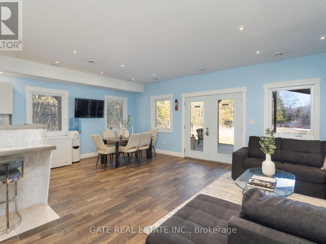 44 BASS LAKE ROAD, Pigeon Lake