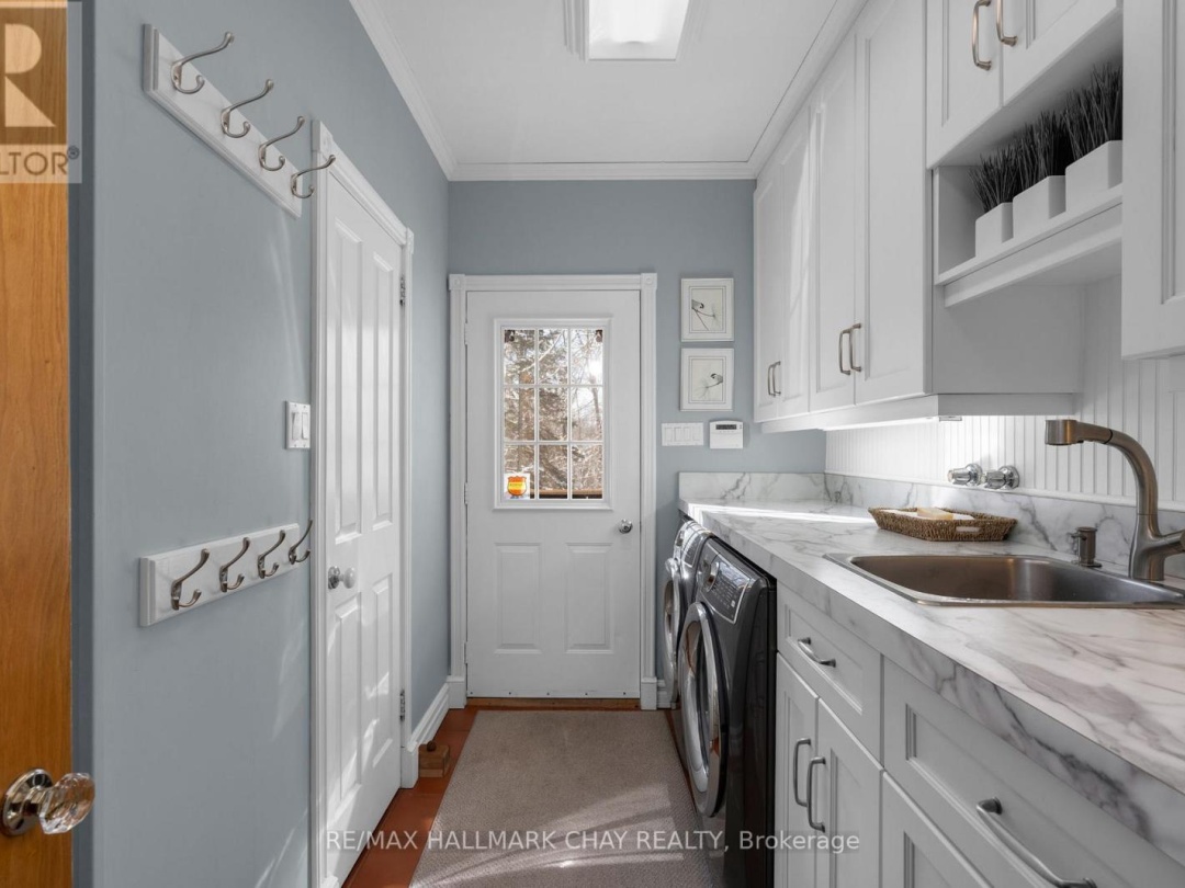 3778 VASEY ROAD, Tay