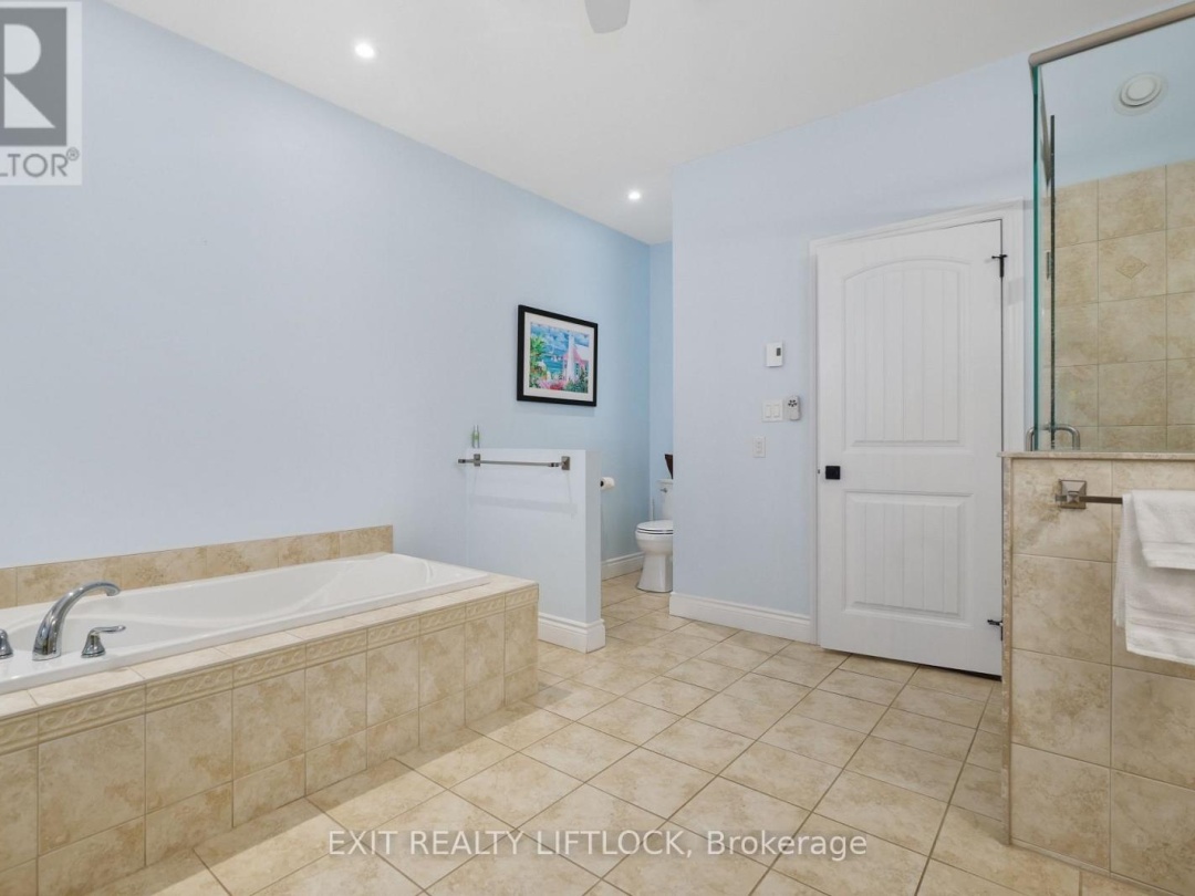 169 DUTCH LINE ROAD W, Shadow Lake