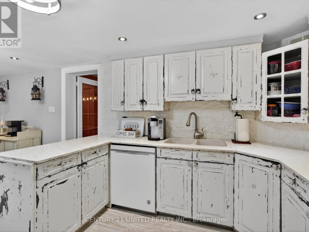 216 ALPINE LAKE ROAD, Pigeon Lake