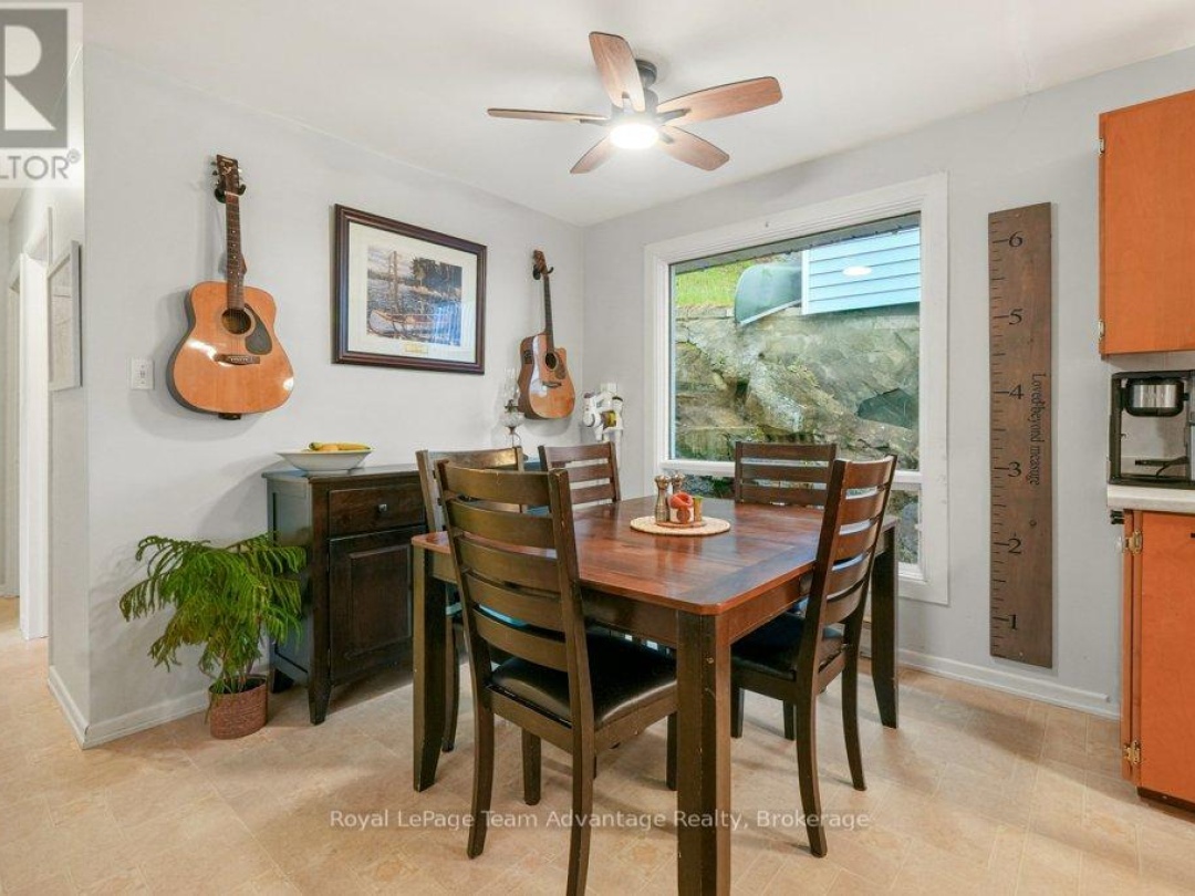 31 CASCADE STREET, Parry Sound