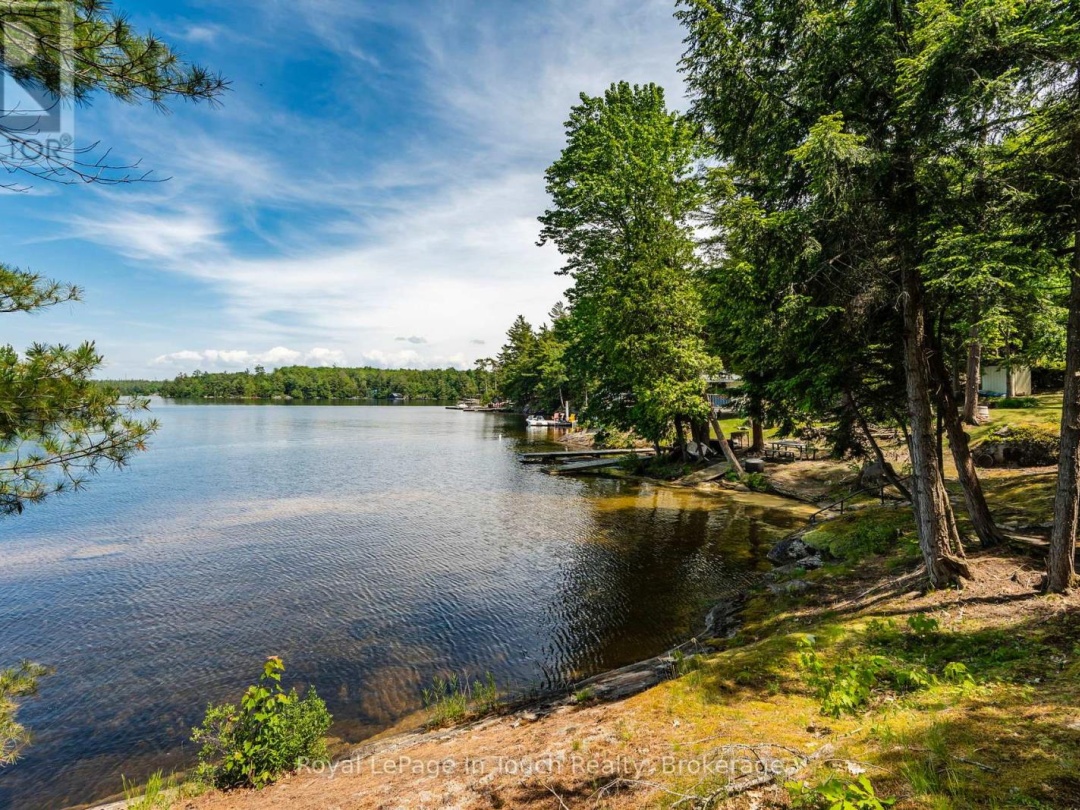 4 IS 270 SIX MILE LAKE ISLAND, Six Mile Lake