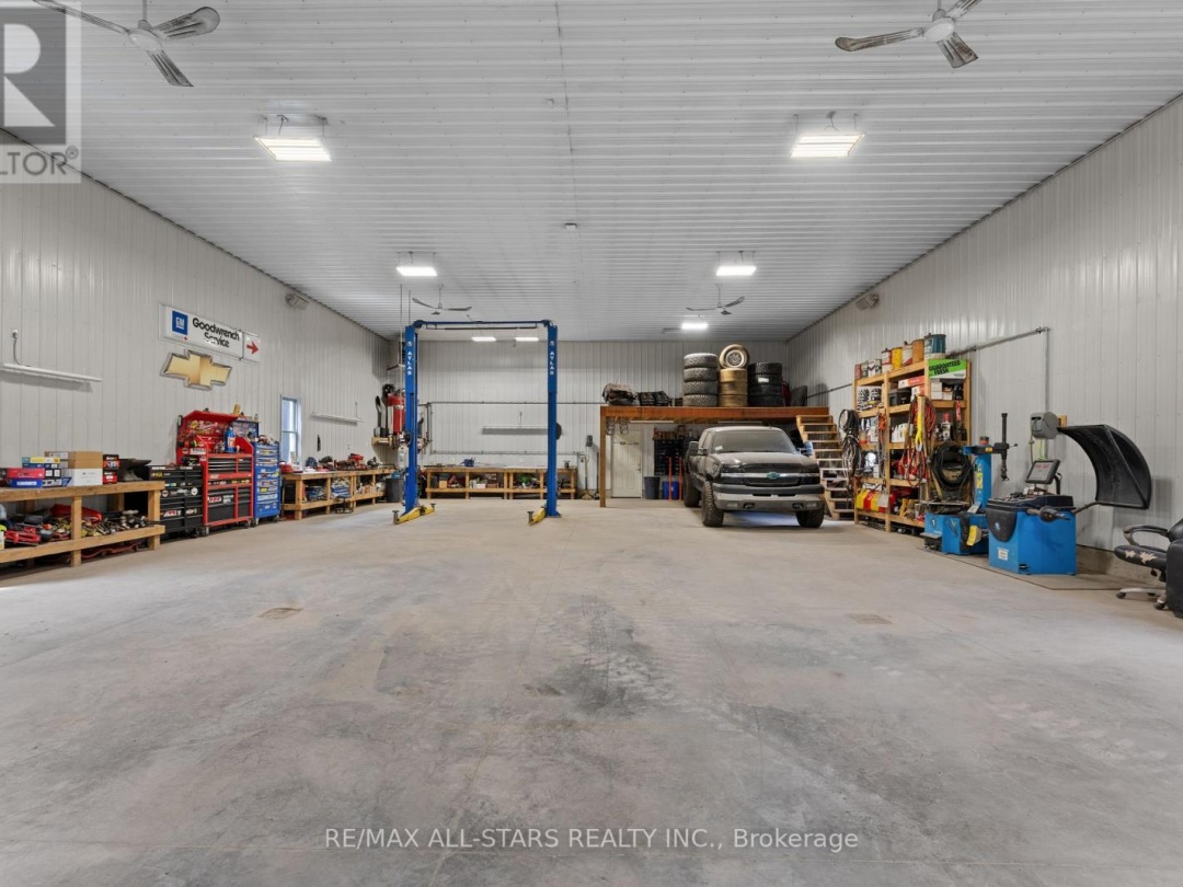 255 COUNTY RD 30, Kawartha Lakes (Verulam)