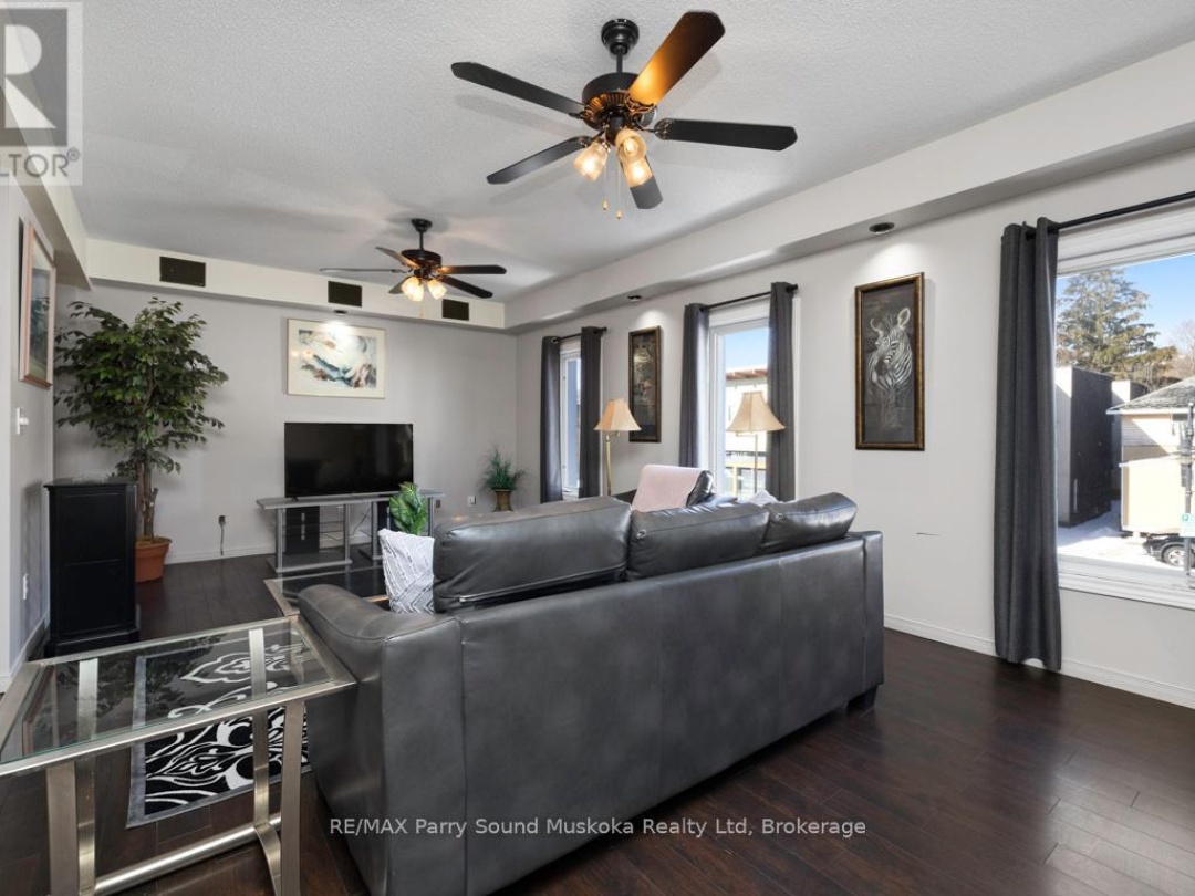 111 JAMES STREET, Parry Sound