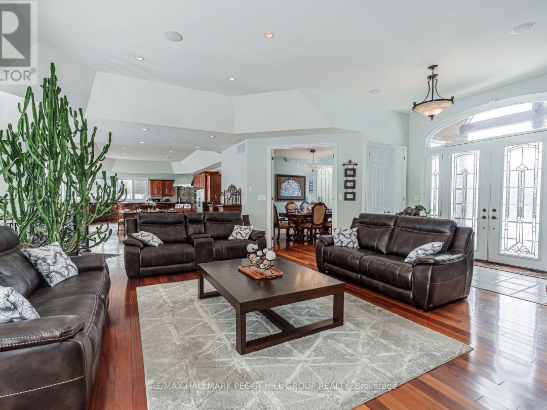 1372 DIVISION ROAD E, 