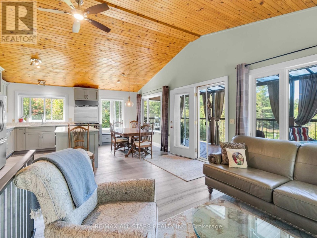 1435 FALKENBURG ROAD, Muskoka Lakes (Monck (Muskoka Lakes))