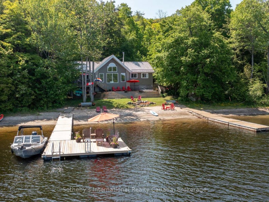 71 B717 ISLAND, Georgian Bay