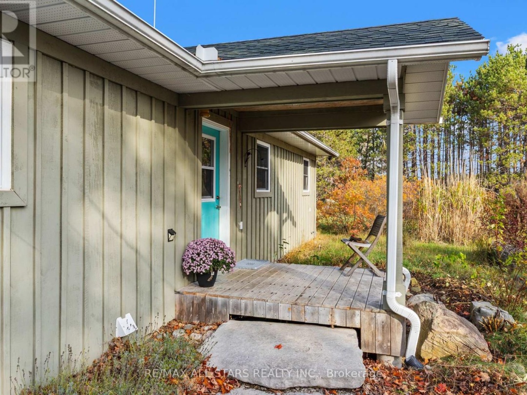 485 BURNT RIVER ROAD, 