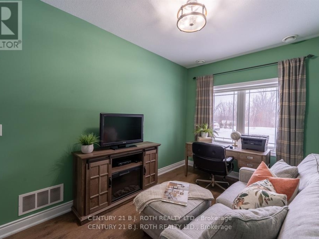 251 LUCY LANE, Orillia