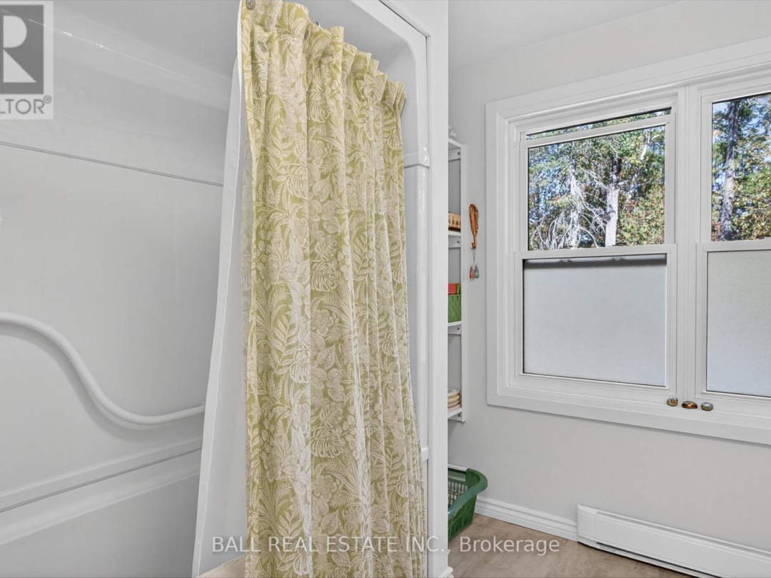 1352 COUNTY RD 49 ROAD, 