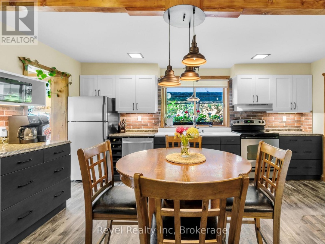 1070 OLD VICTORIA ROAD, 