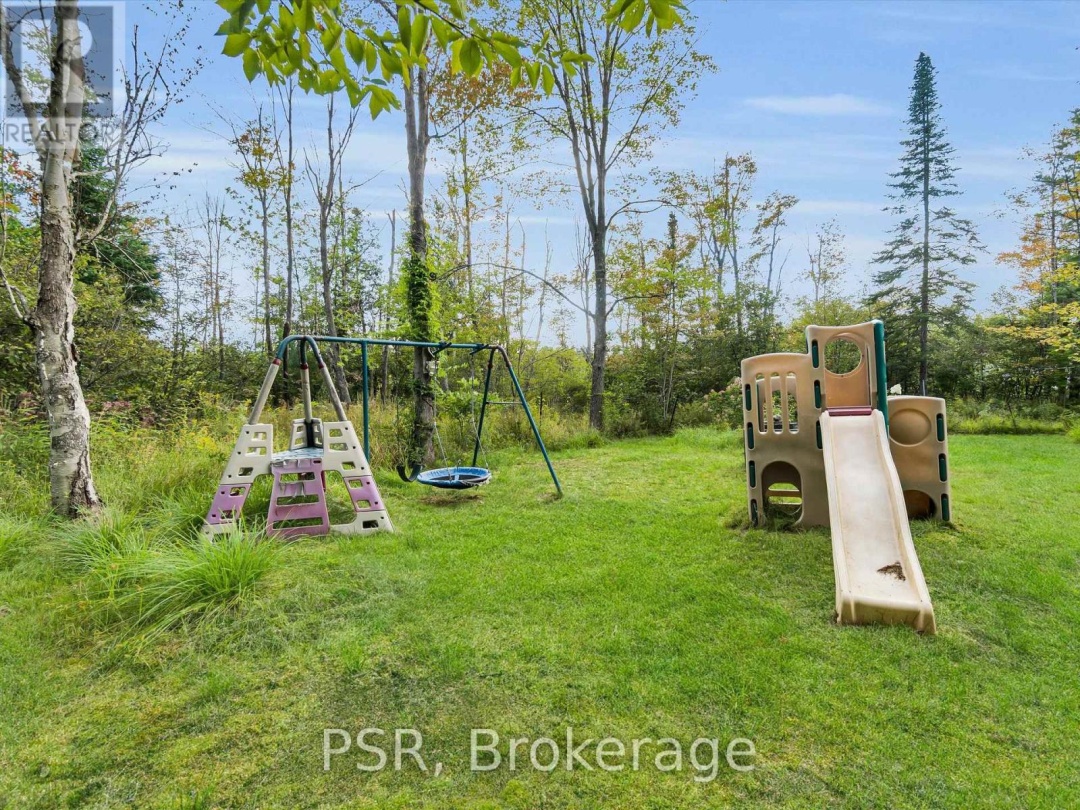 1016 KAHSHE LAKE ROAD S, 