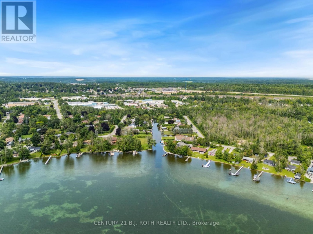 1415 CUNNINGHAM CRESCENT, 