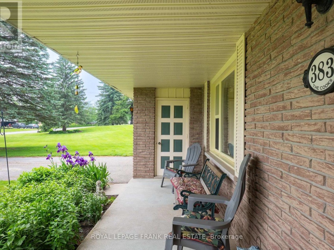 383 OLD SURREY LANE, Pigeon Lake